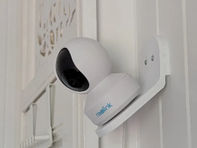 Reolink Angled Wall Mount V2
