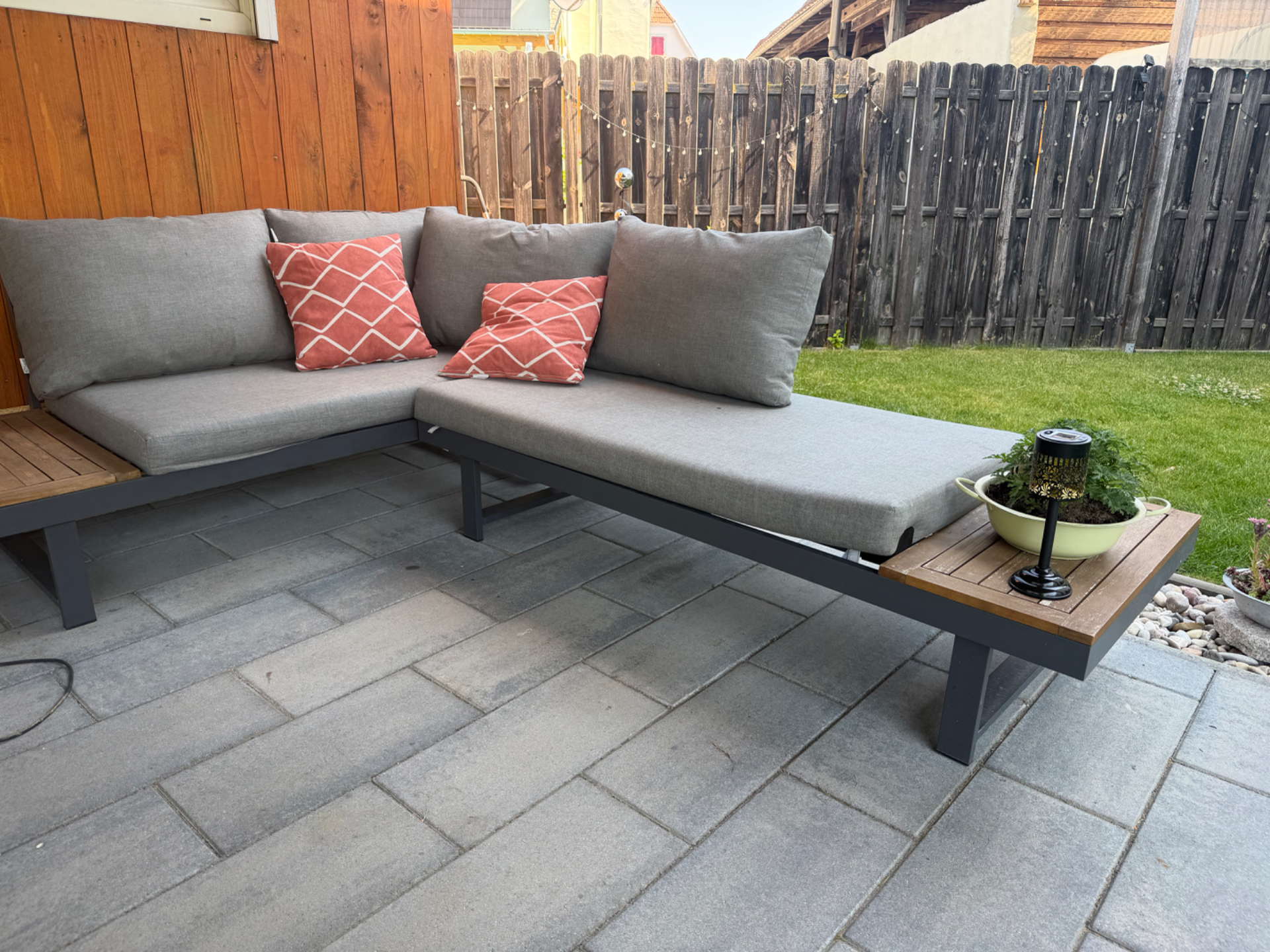 Halterung für Auflage - Couch / Lounge / Sitzecke