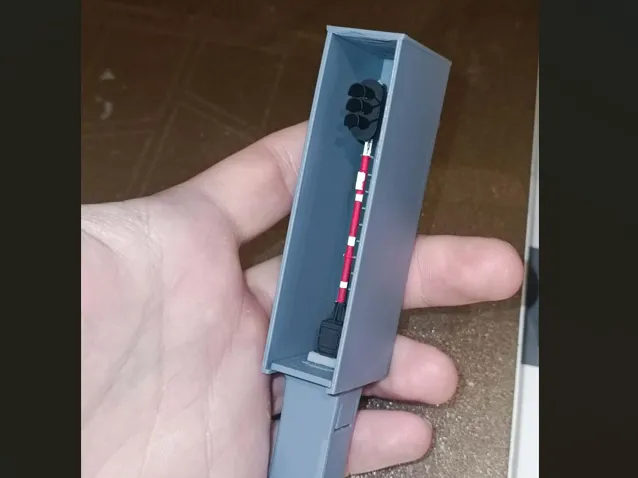 Model railway socket and boxes for signals