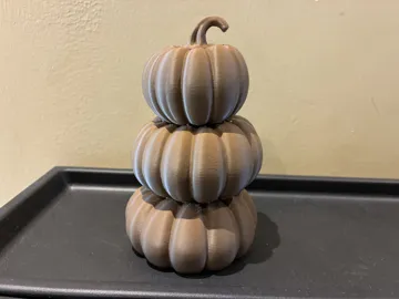 Adorno temático: Stacked Pumpkin – 3D Printed Autumn Decor — vista de referencia 4