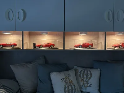 Wall Mount Round Light Holder