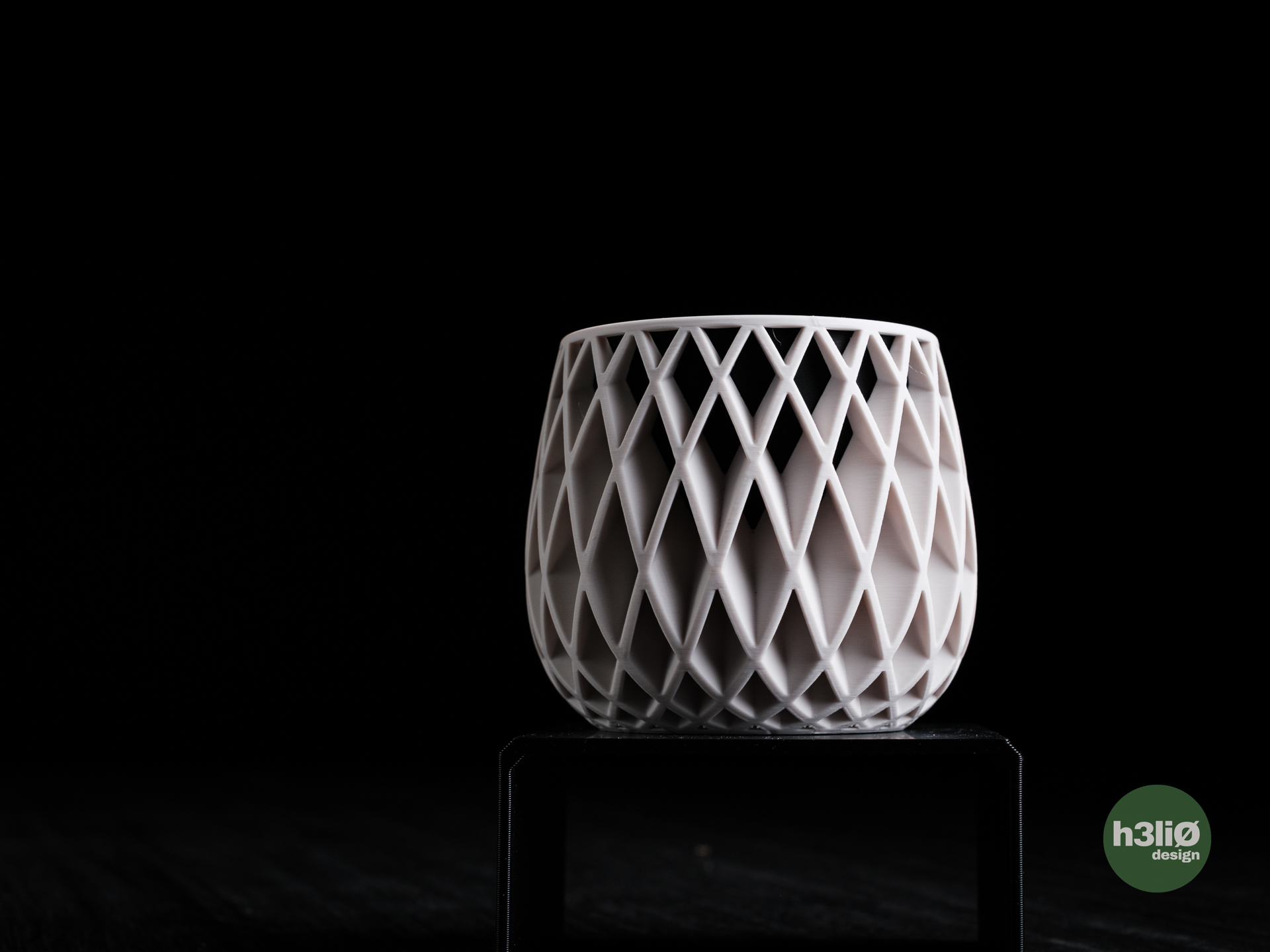 Miniatura 4 do modelo 3D beja • planters