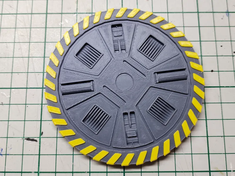 Coaster / Display base (dual function)