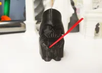 Mini Dark Vador avec sabre laser en filament — photo 2