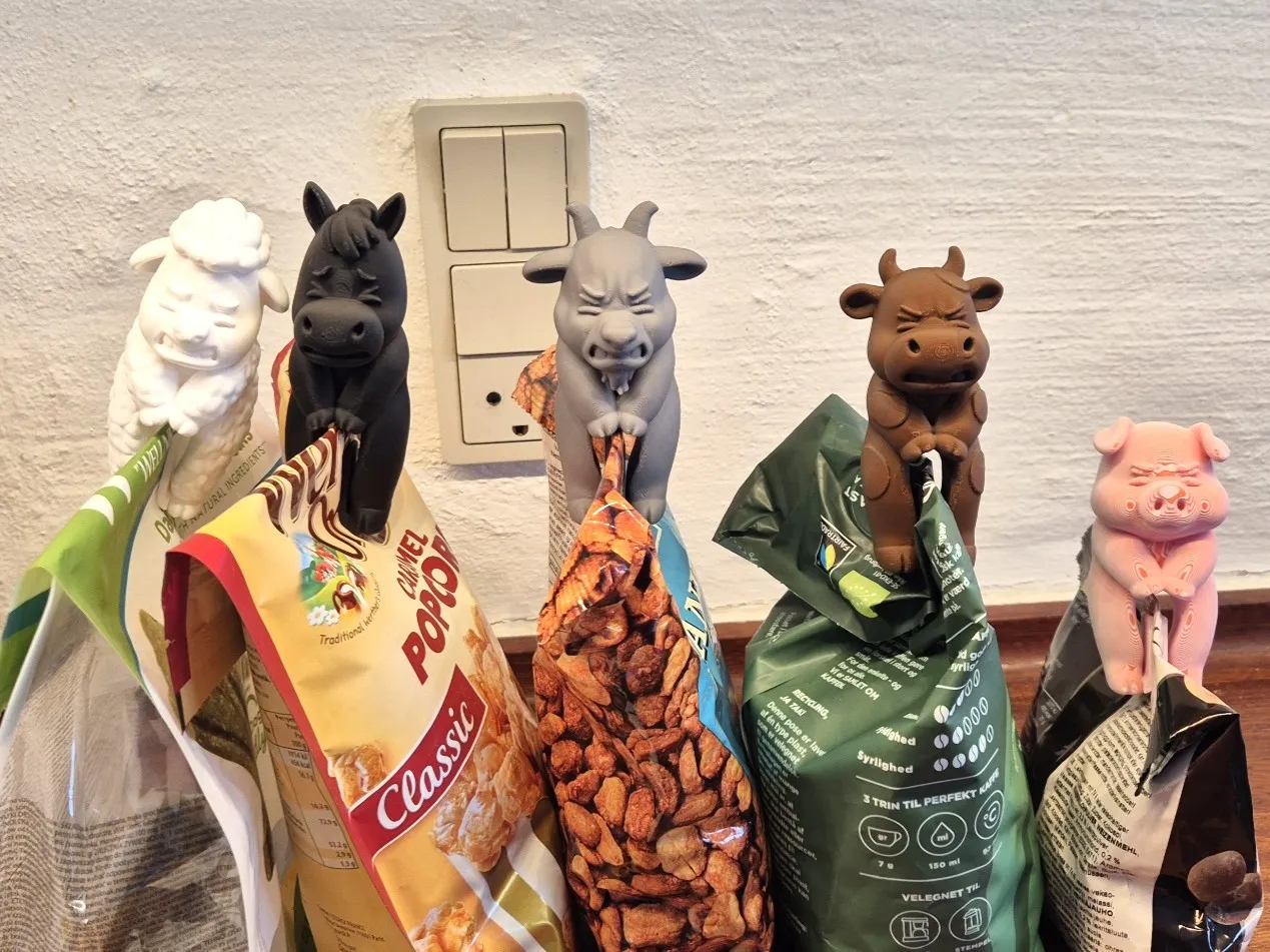 Farm Animal Bag Clip Squad view 4