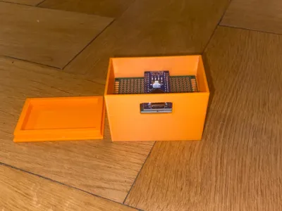 Box for standard 6 x 4 cm circuit board with holes