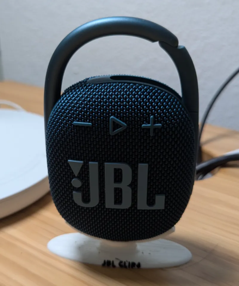 JBL Clip 4: Custom 3D-Printed Table Stand