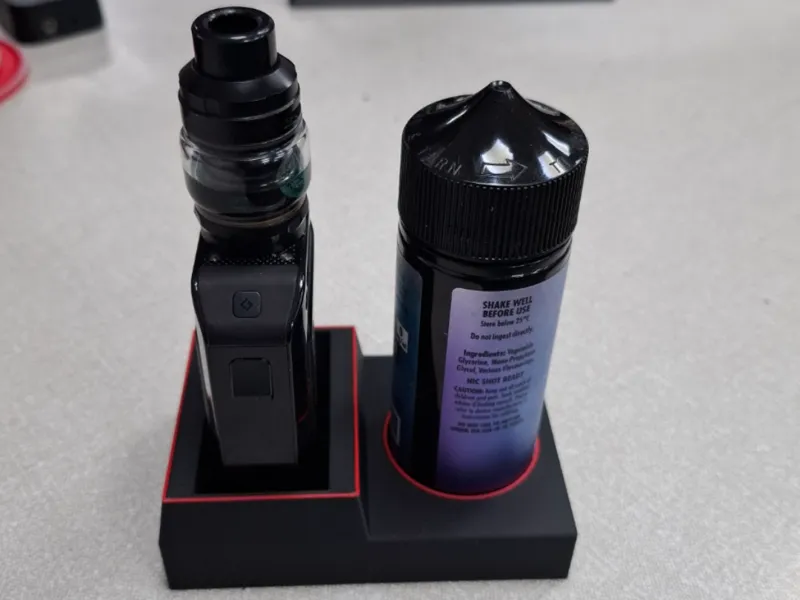 Geekvape Aegis Legend desk tidy
