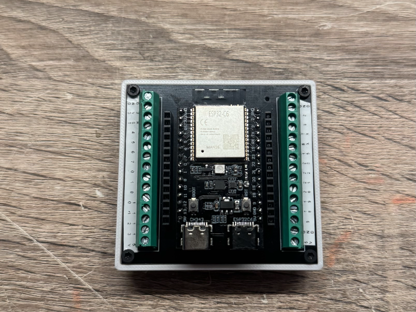 ESP32 Terminal Adapter 30PIN for Din-Rail 66x63mm
