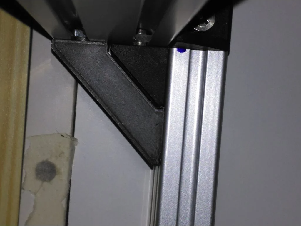 Corner brackets for alu profiles 20x20, 20x40