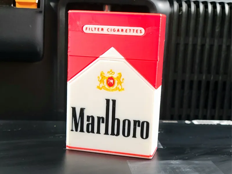 Classic Cigarette Theme Snap Top Box
