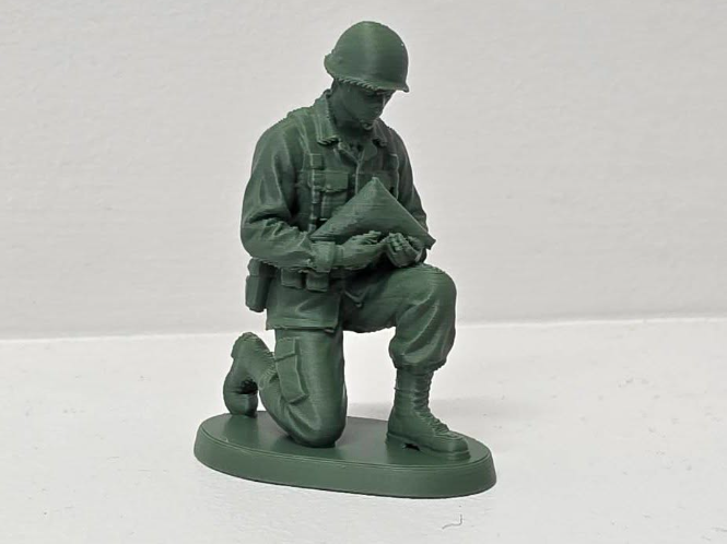 Green Army Toy Soldier Kneeling Flag Respect Honor 3D model