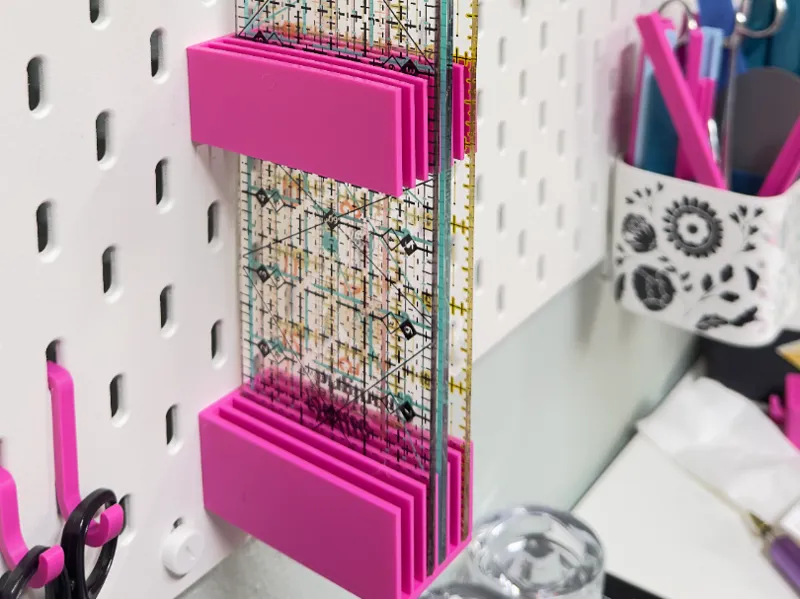 Skadis Vertical Holder for Medium Rulers