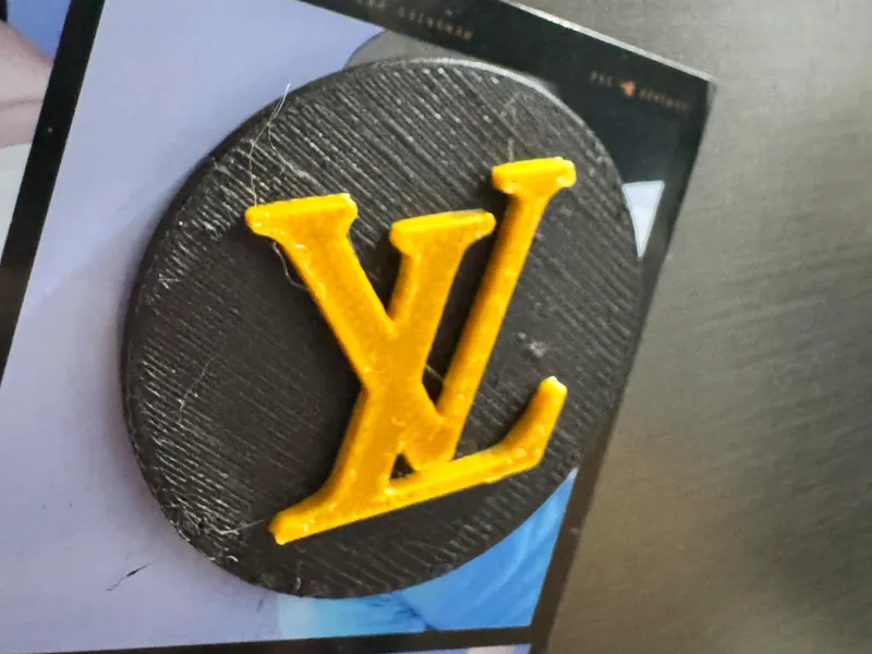 /_V Ref Magnet