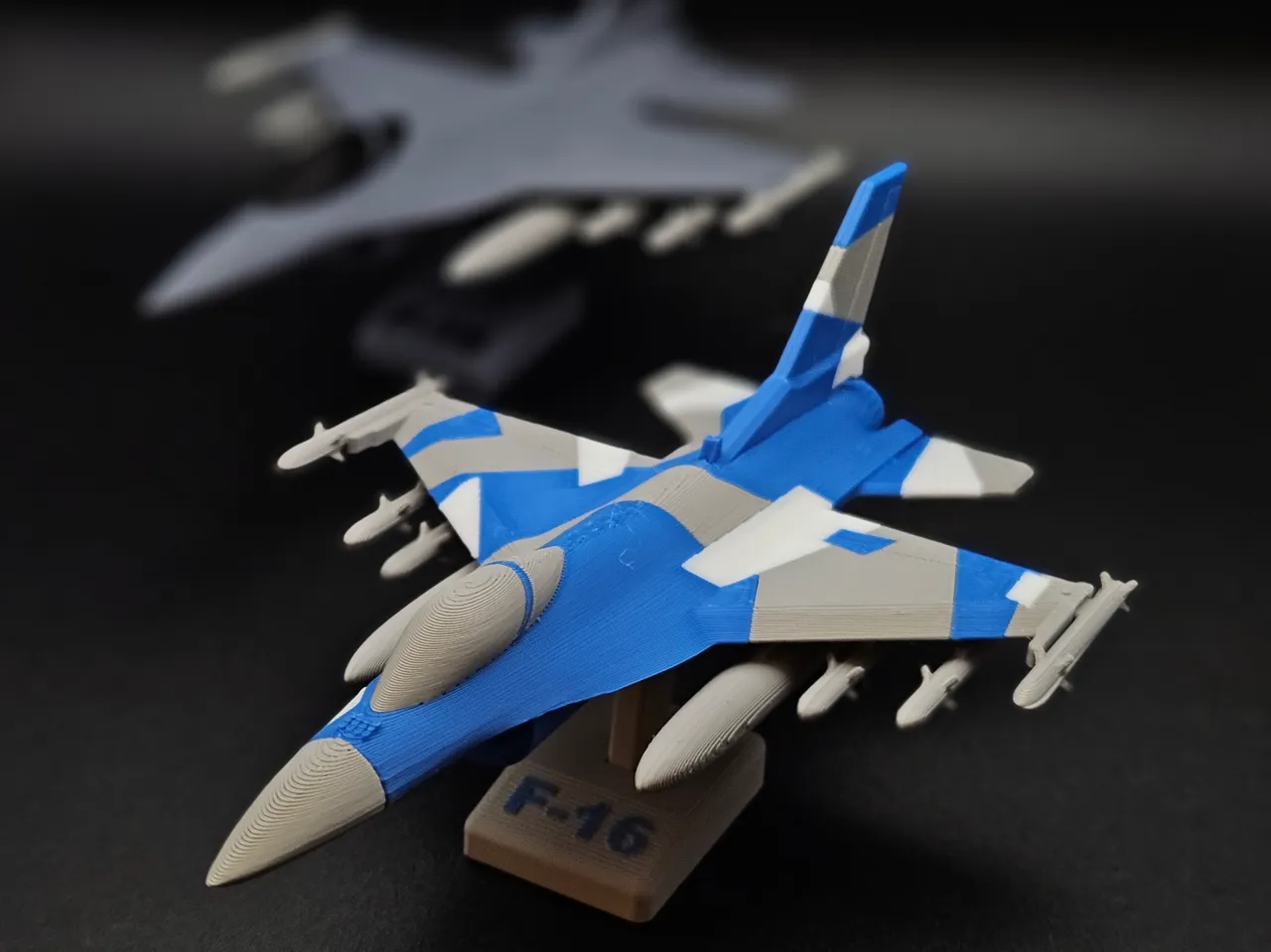 F-16 Plane Kit Card view 3