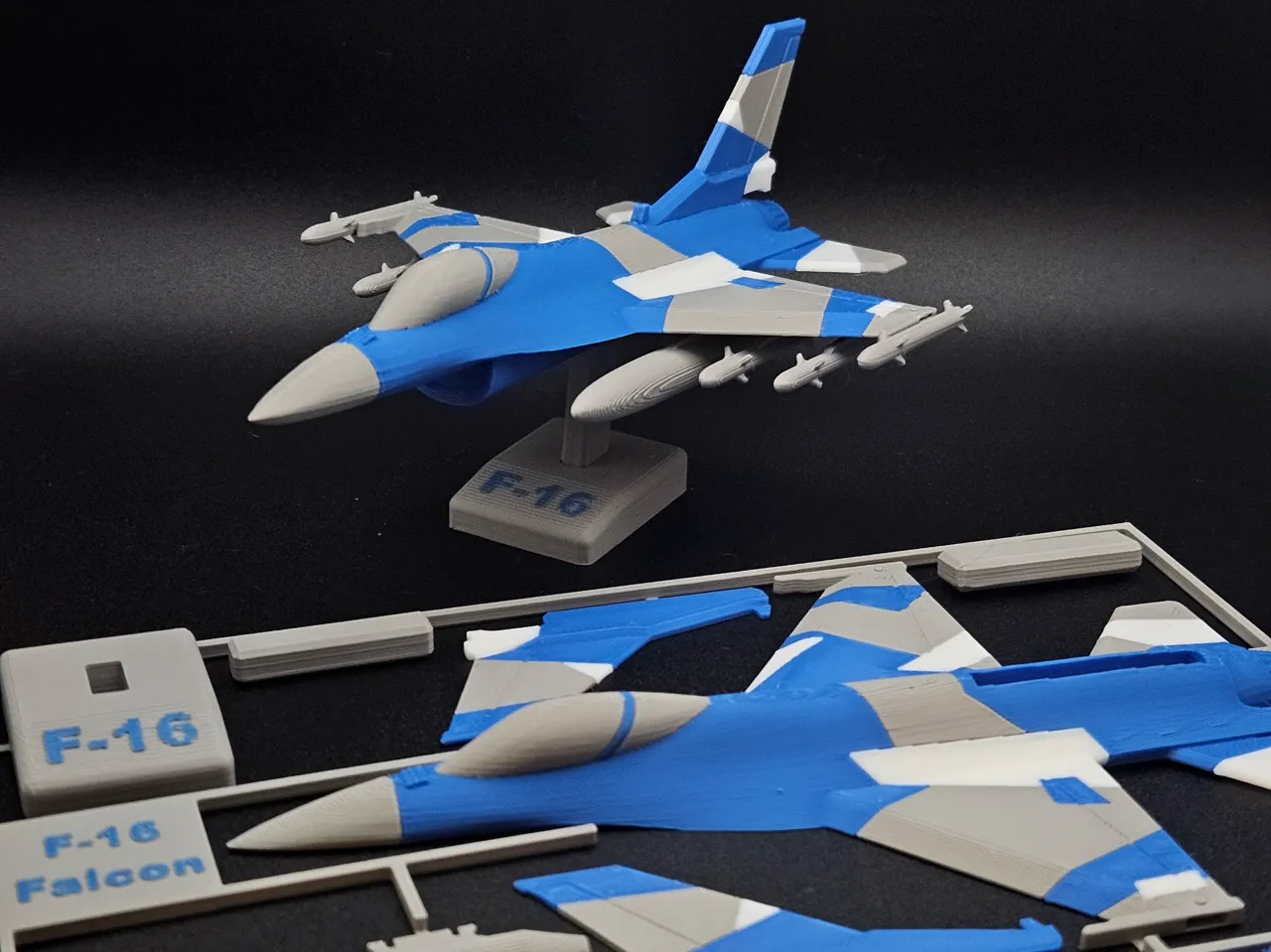 F-16 Plane Kit Card view 2