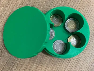 Polish coin holder