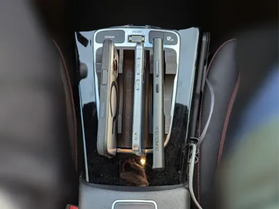 Mercedes Organizer