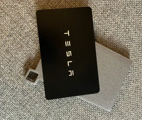 The keychain-card
