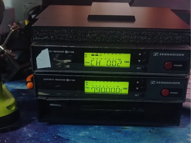 mini rack per radio microfoni