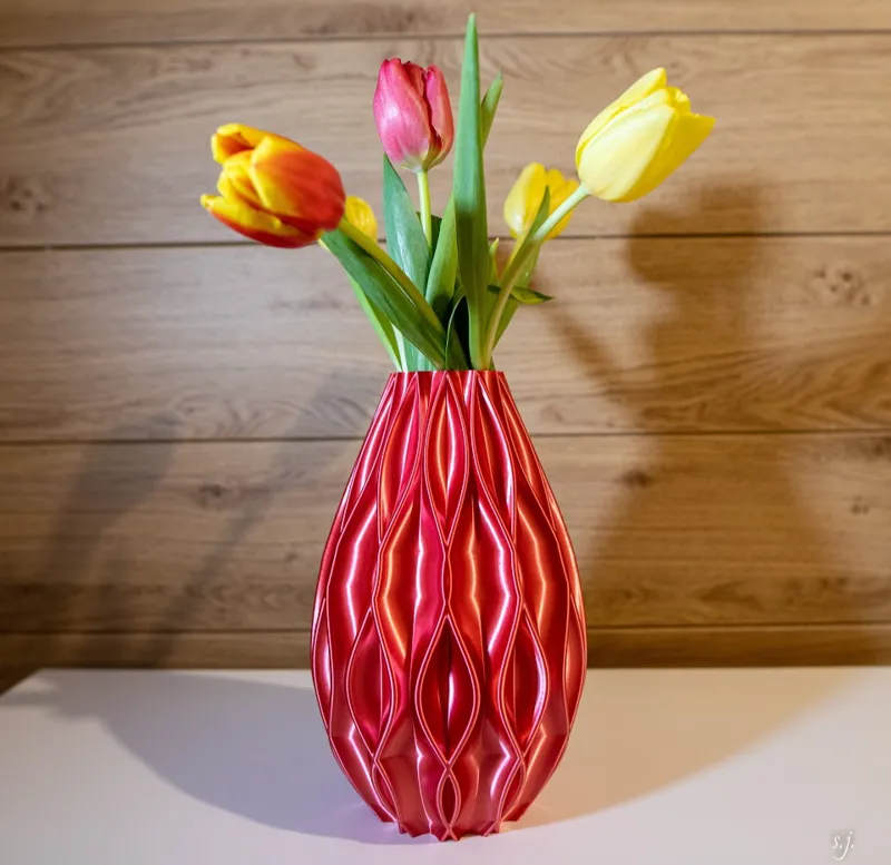 DNA Vase