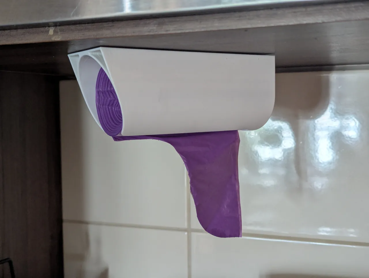 Trash bag holder view 4