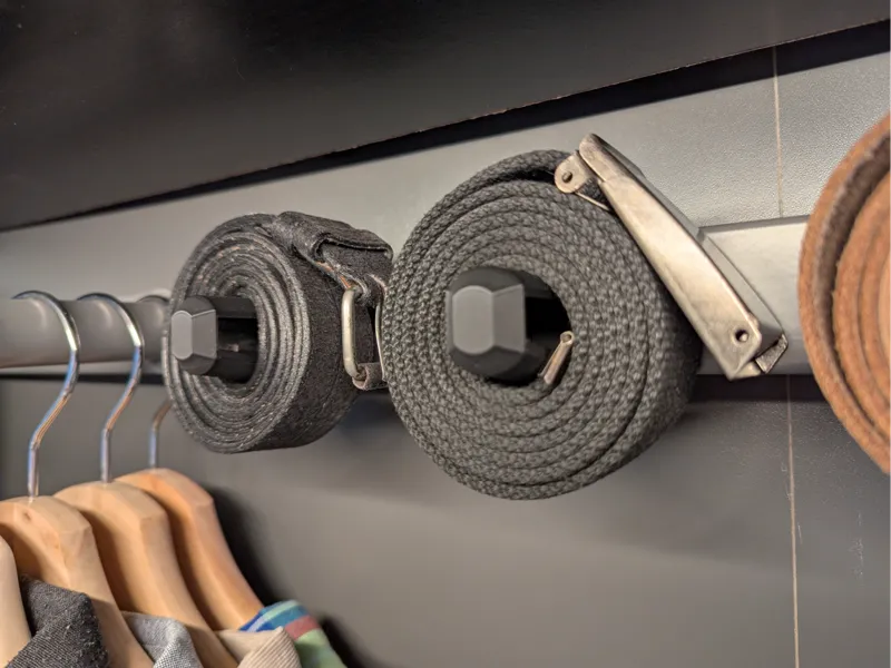 Pax belt holder