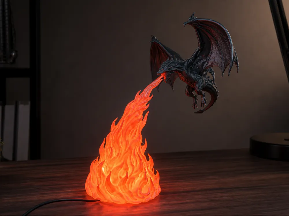 Accesorio de iluminación decorativa: Dragon Flame Lamp. Referencia del modelo original.