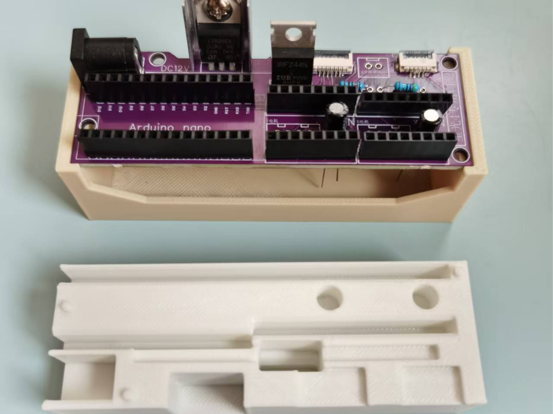 Miniatura 1 do modelo 3D 星光4P电路板模具