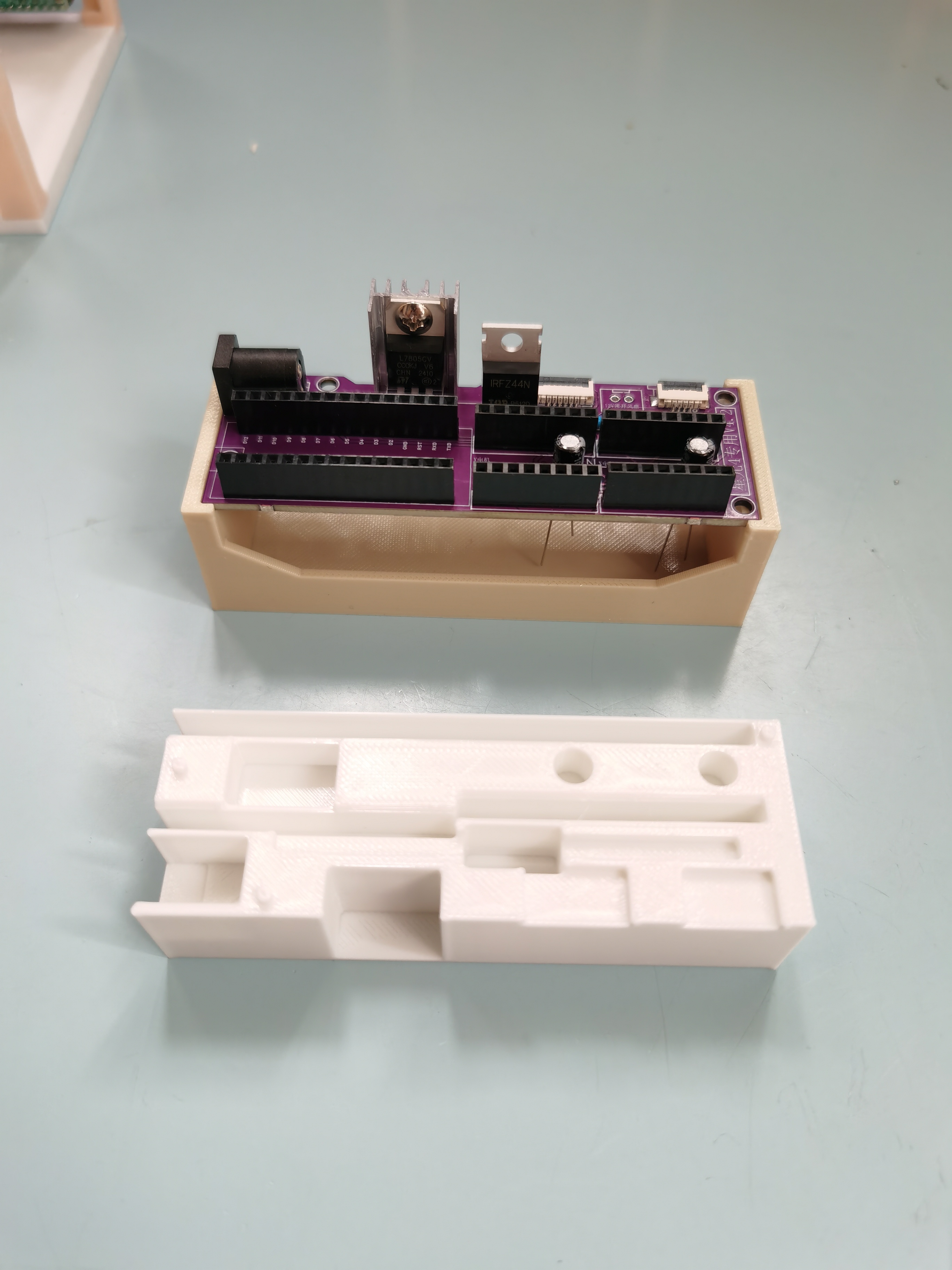 Miniatura 2 do modelo 3D 星光4P电路板模具