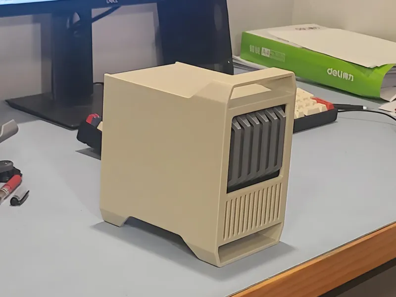 QNASMINI X外壳