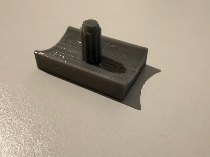 Bodenschutz für Chrom Stuhl