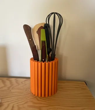 Pot / Vase