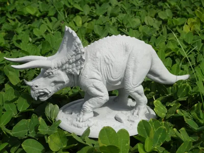 Triceratops Dinosaur Statue