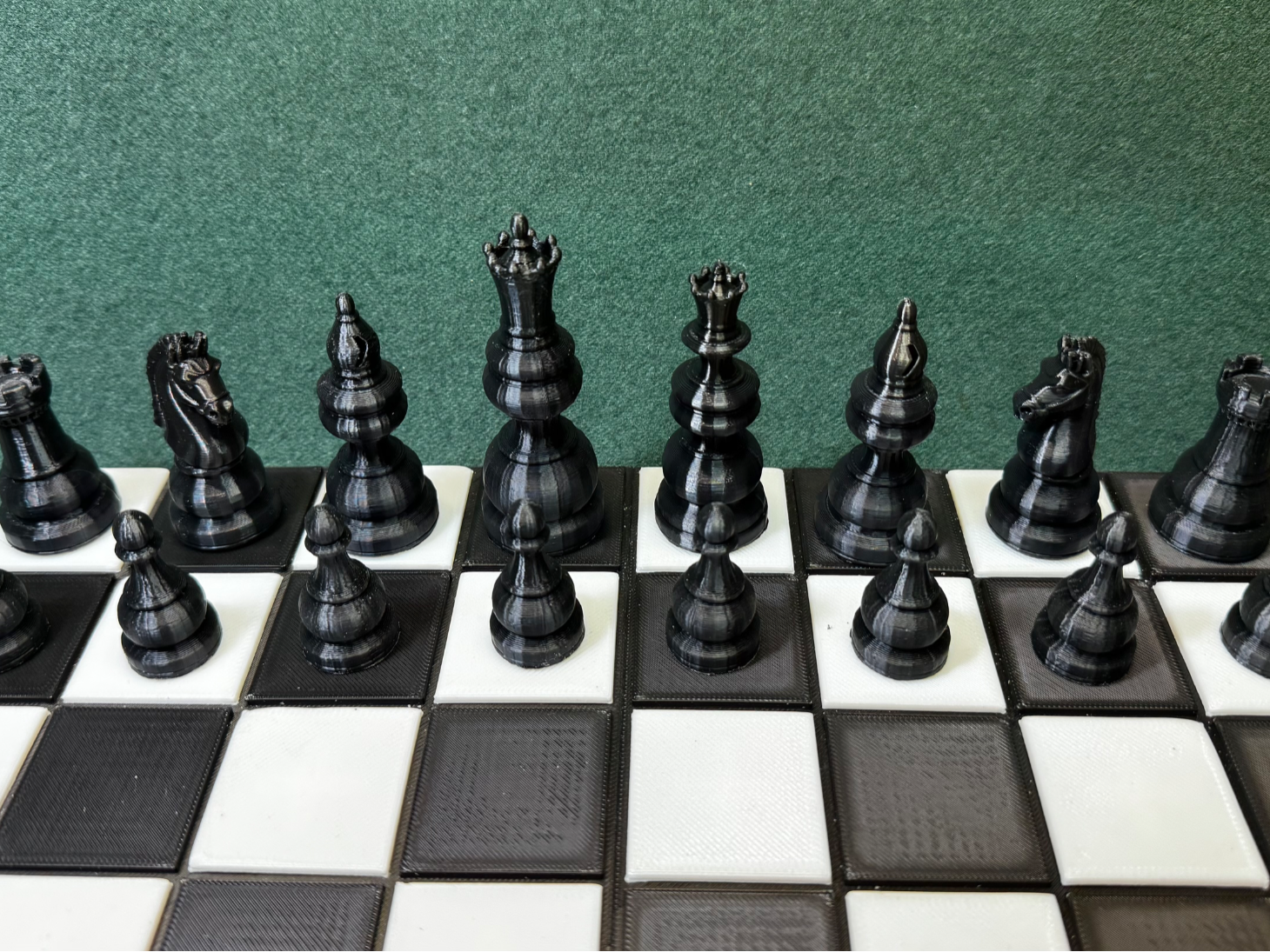 Obsidian Chess Set: Opponent to Faux Oak Chess Set