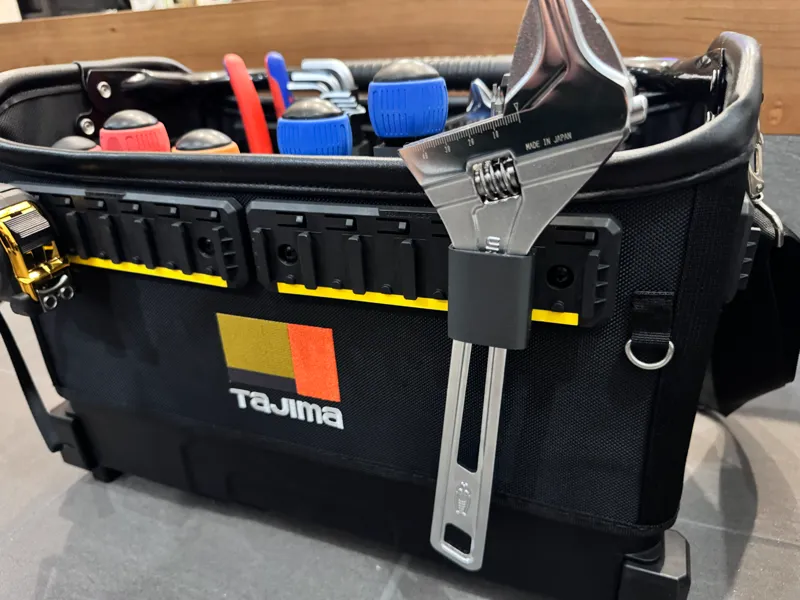 Tajima Sefu Compatible Holder for LOBSTER UM46