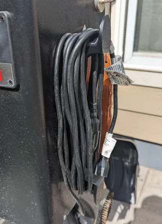 Cord Wrap w/magnets