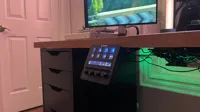 Support caché sous bureau pour Stream Deck Plus — photo 4