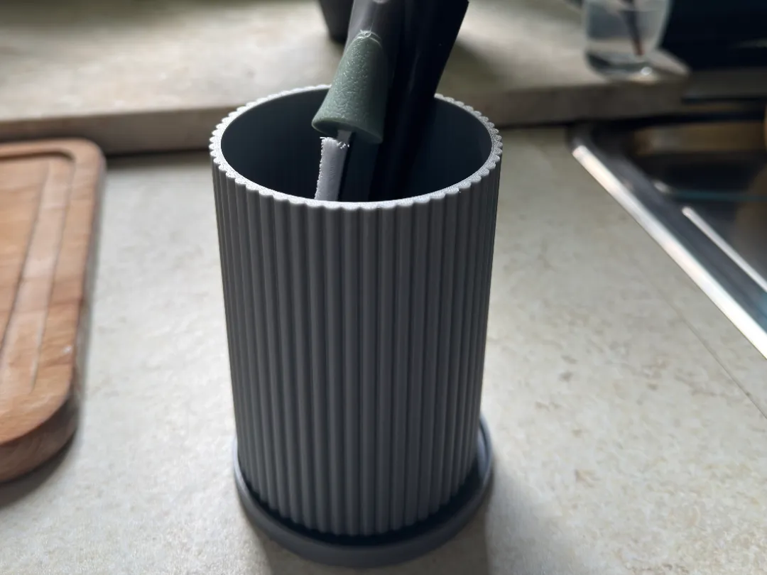 Pot à brosses de cuisine