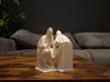 2 AARONS, STATUE OF COMMUNITY