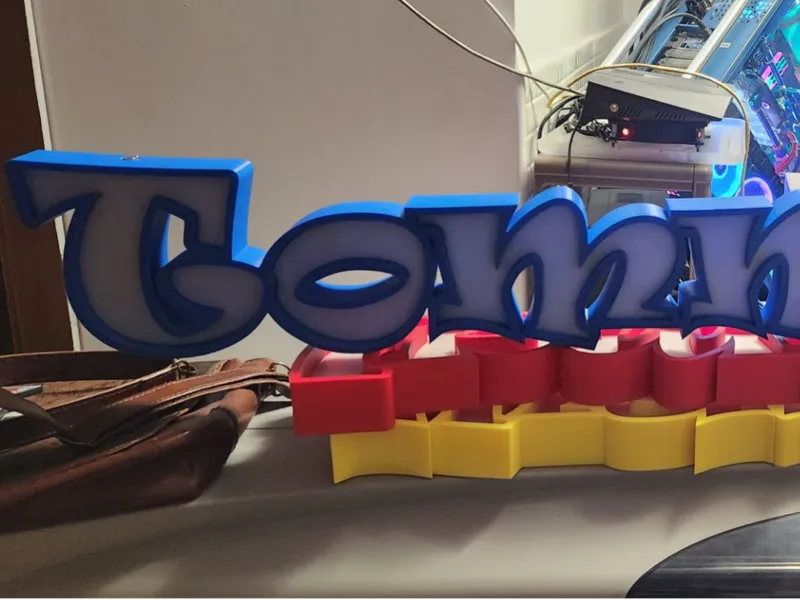 LIGHTBOX TOMMASO