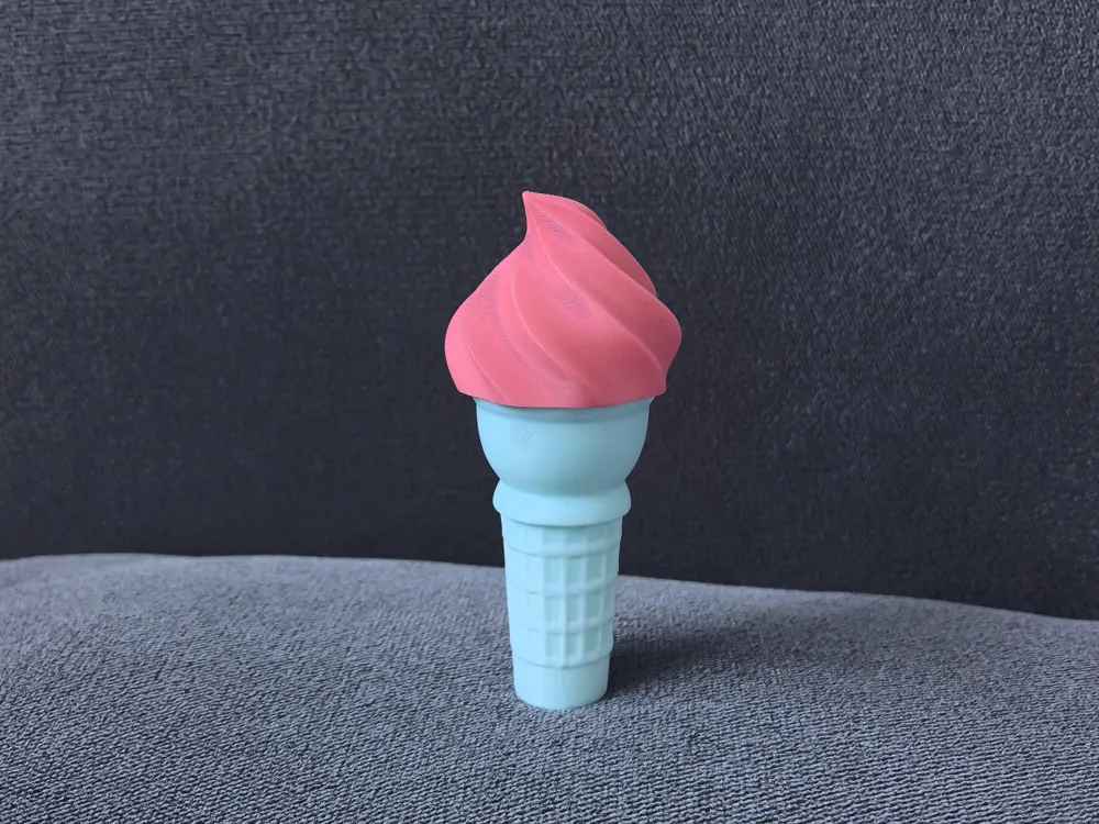 Zoegneer Künstliche Eistüte – 22 Cm, Realistisches Modell Aus PVC/Harz Für Deko & Fotografie