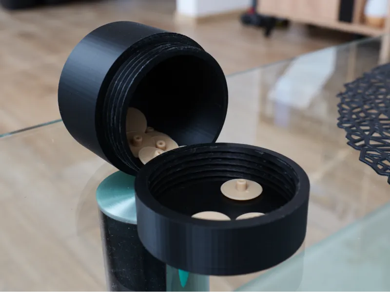 Container Round Box with Thread Jar