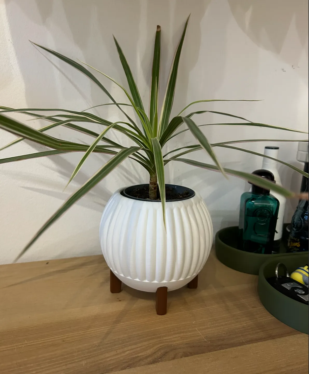 Rounded Ribbed Planter with Legs view 2