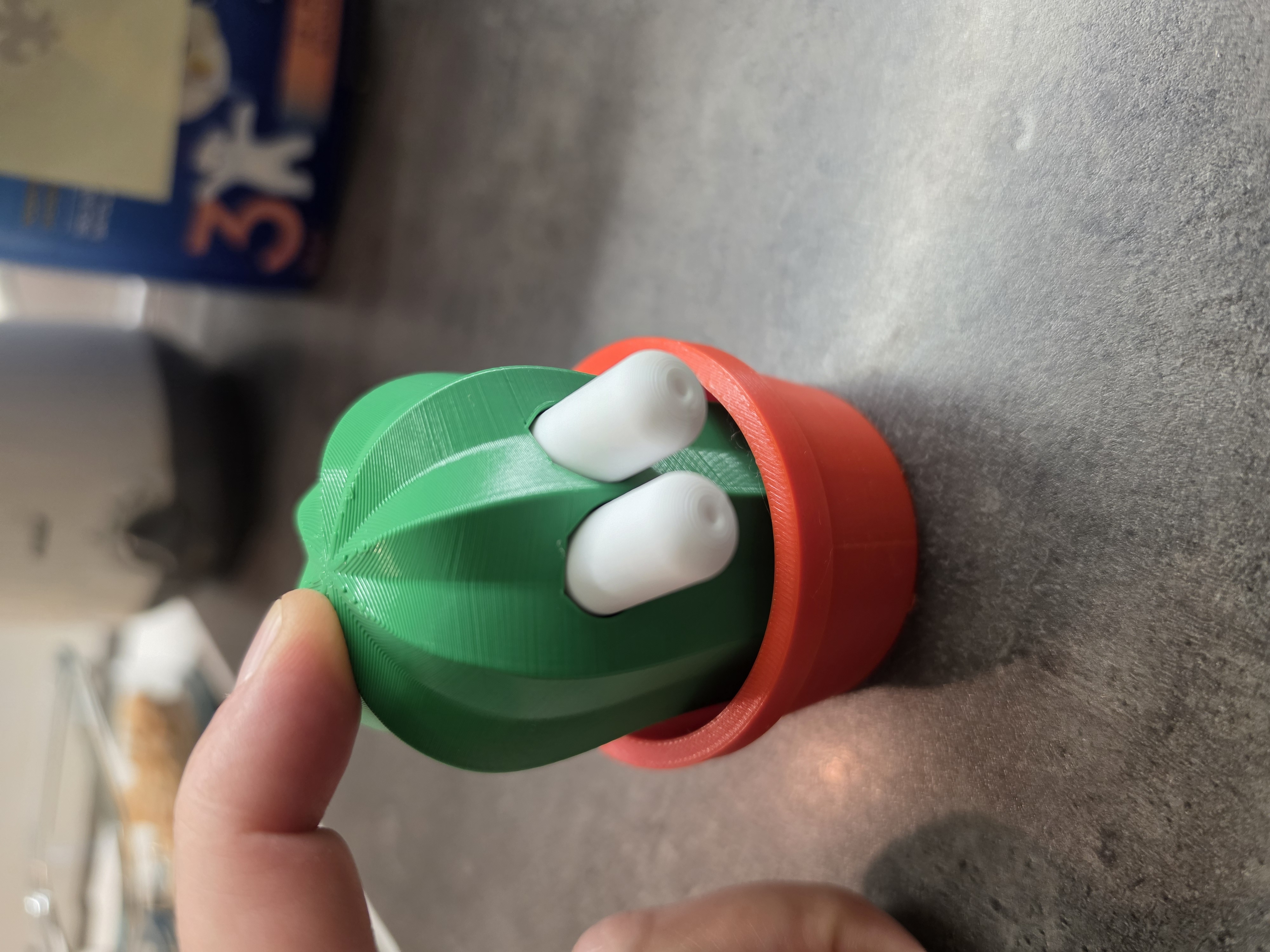 Miniatura 2 do modelo 3D Pop-eyed Cactus