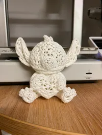 Figurine Stitch au cœur — photo 3
