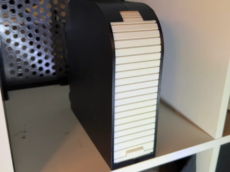 Filament storage