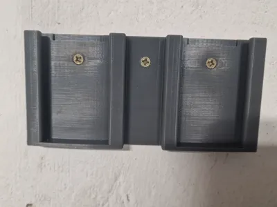 Cramer battery wall holder