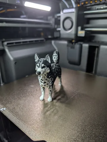 Figura decorativa: Stylized Voronoi Dog Alaskan Malamute Sculpture — vista de referencia 3