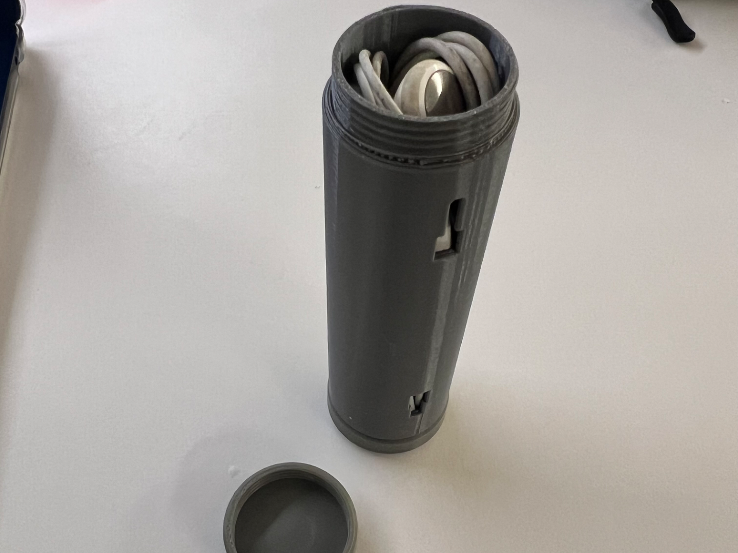 Tubo porta cuffie doppio scomparto